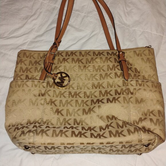 Michael Kors camel bag - Picture 1 of 3